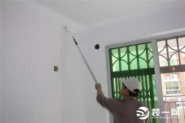 乳胶漆:喷漆、滚漆、刷漆,选择哪种比较好呢?